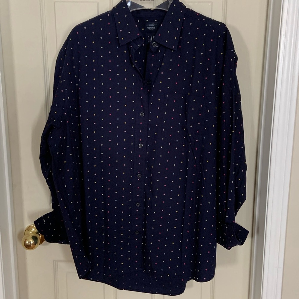 Gap shirt